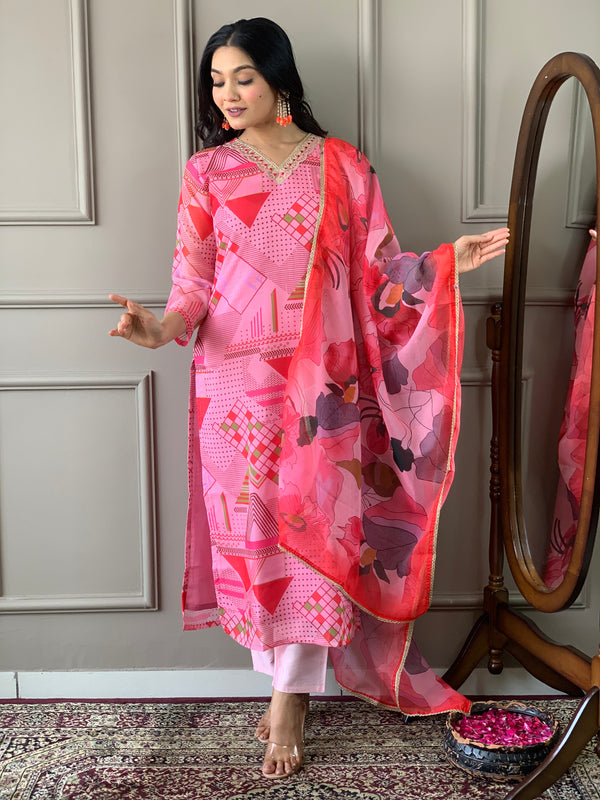 trendy and morden A-line Shape Kurta -set designer, Pink color